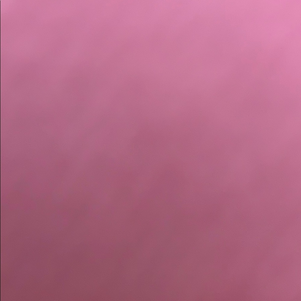 Meet your Posher, Chloe